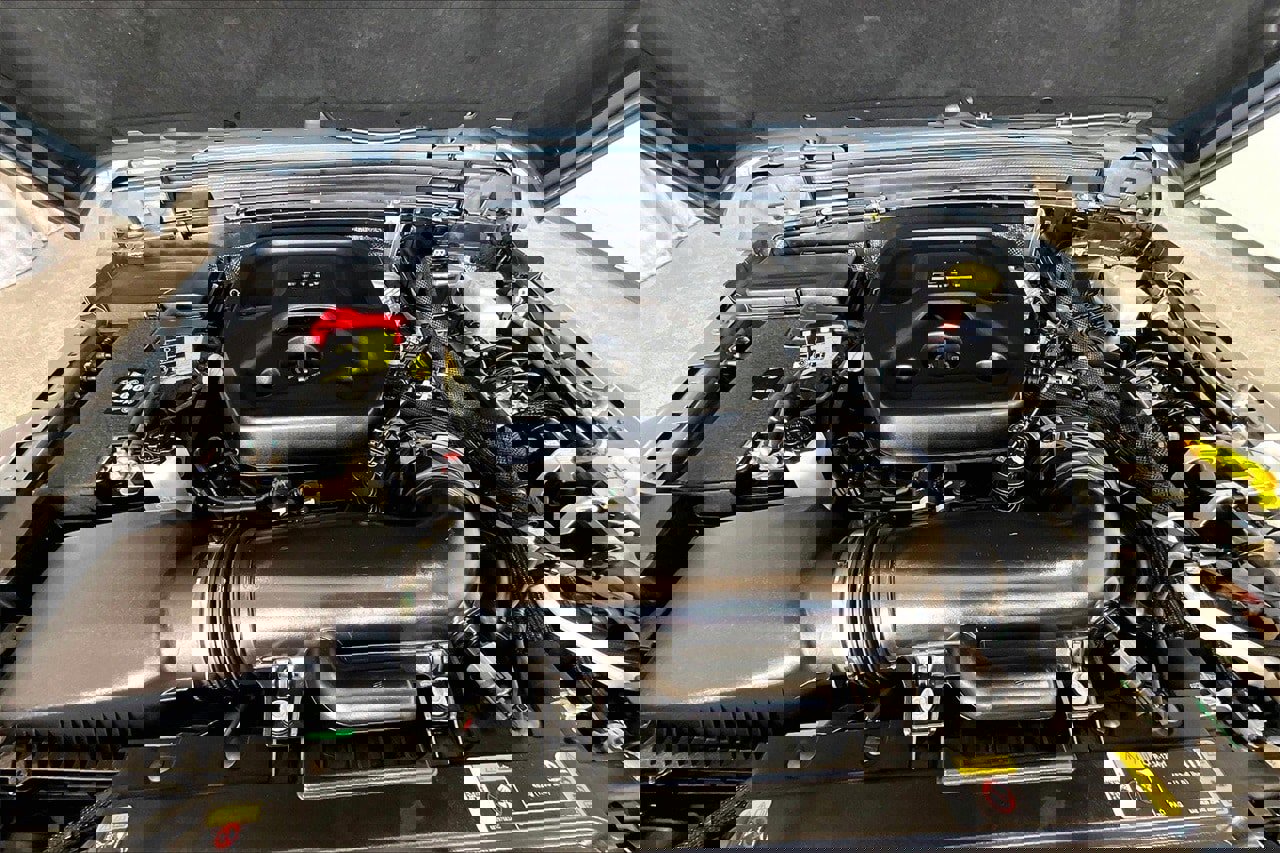 Used 2024 Jeep Wrangler Sport S image 9