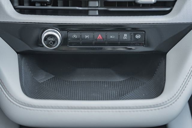 New 2026 Ford Explorer Active w/ Active Comfort Package image 31