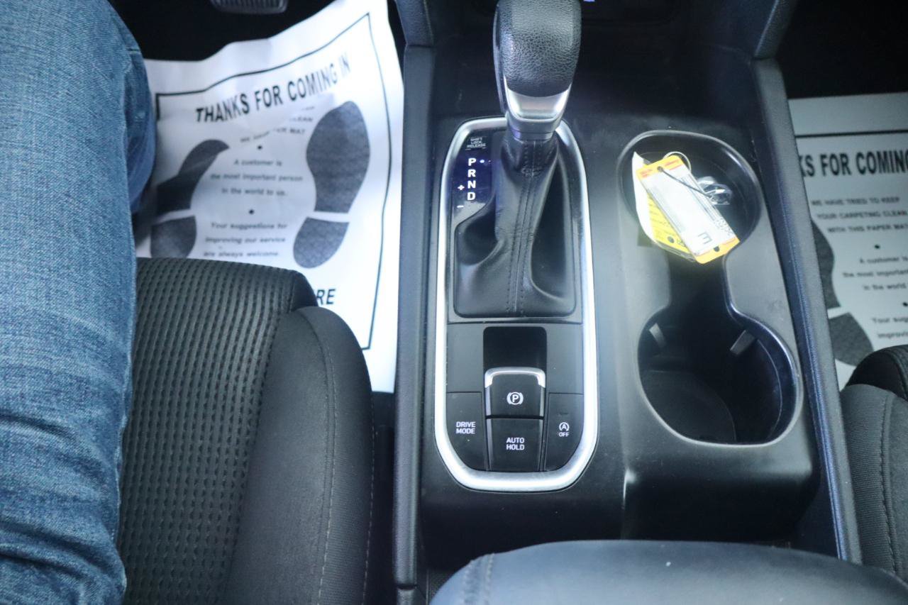 Used 2020 Hyundai Santa Fe SEL FWD image 18