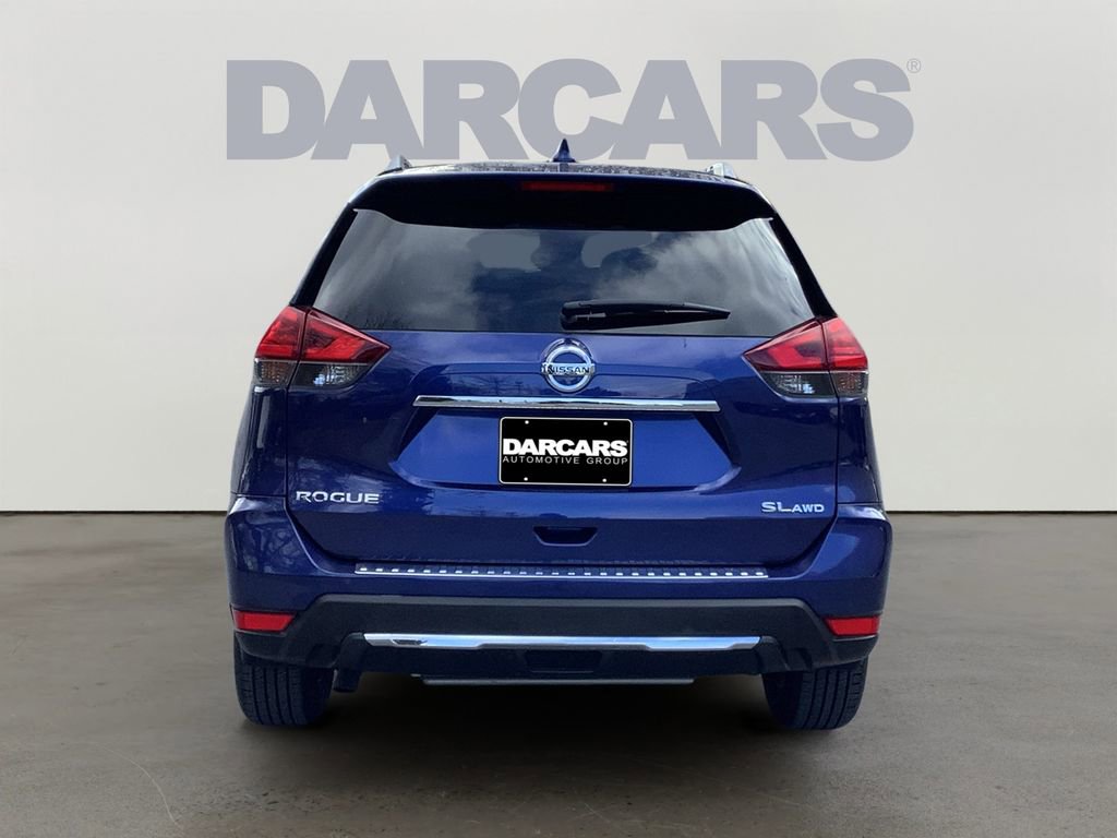 Used 2017 Nissan Rogue SL w/ SL Premium Package image 6