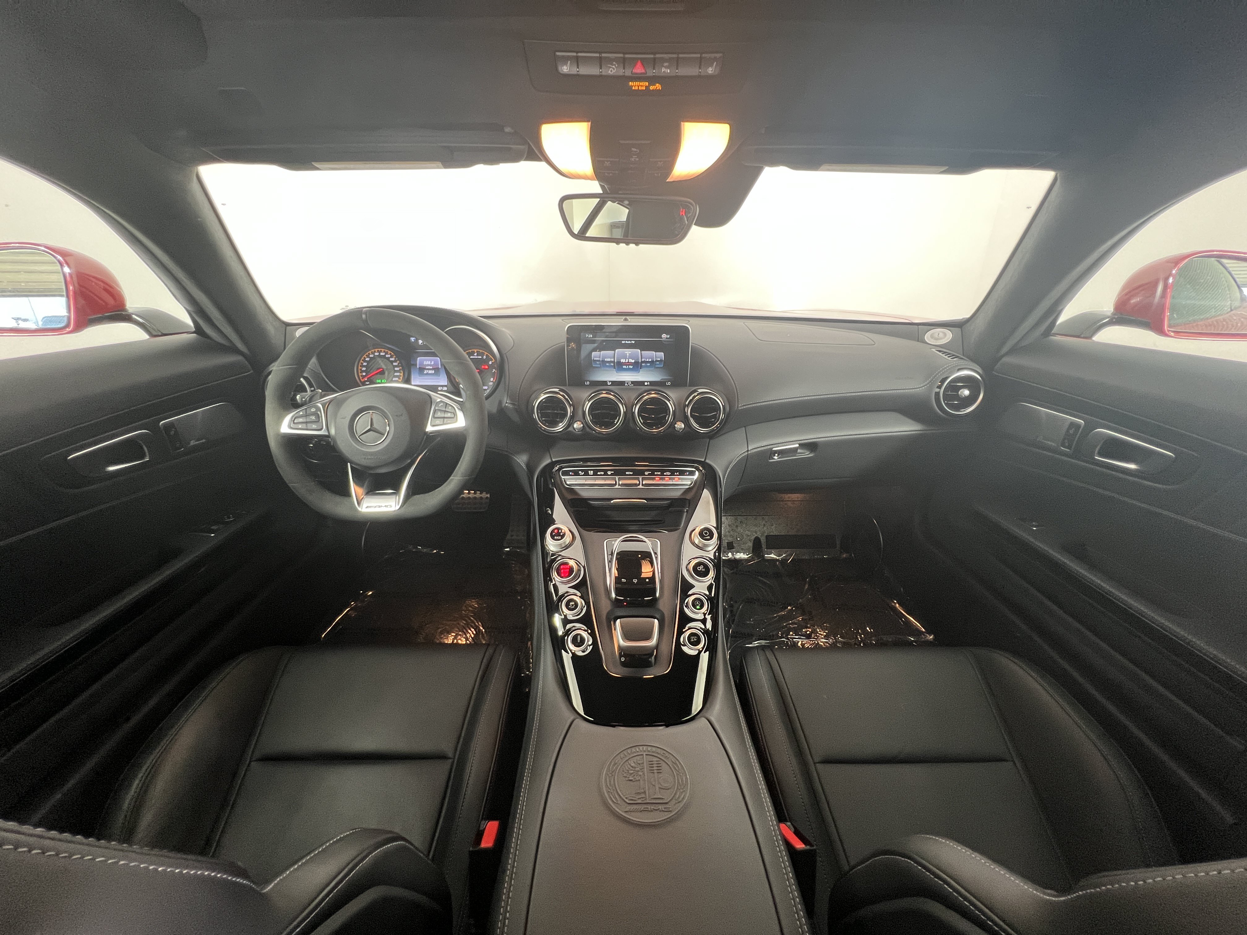 Used 2016 Mercedes-Benz AMG GT S image 11