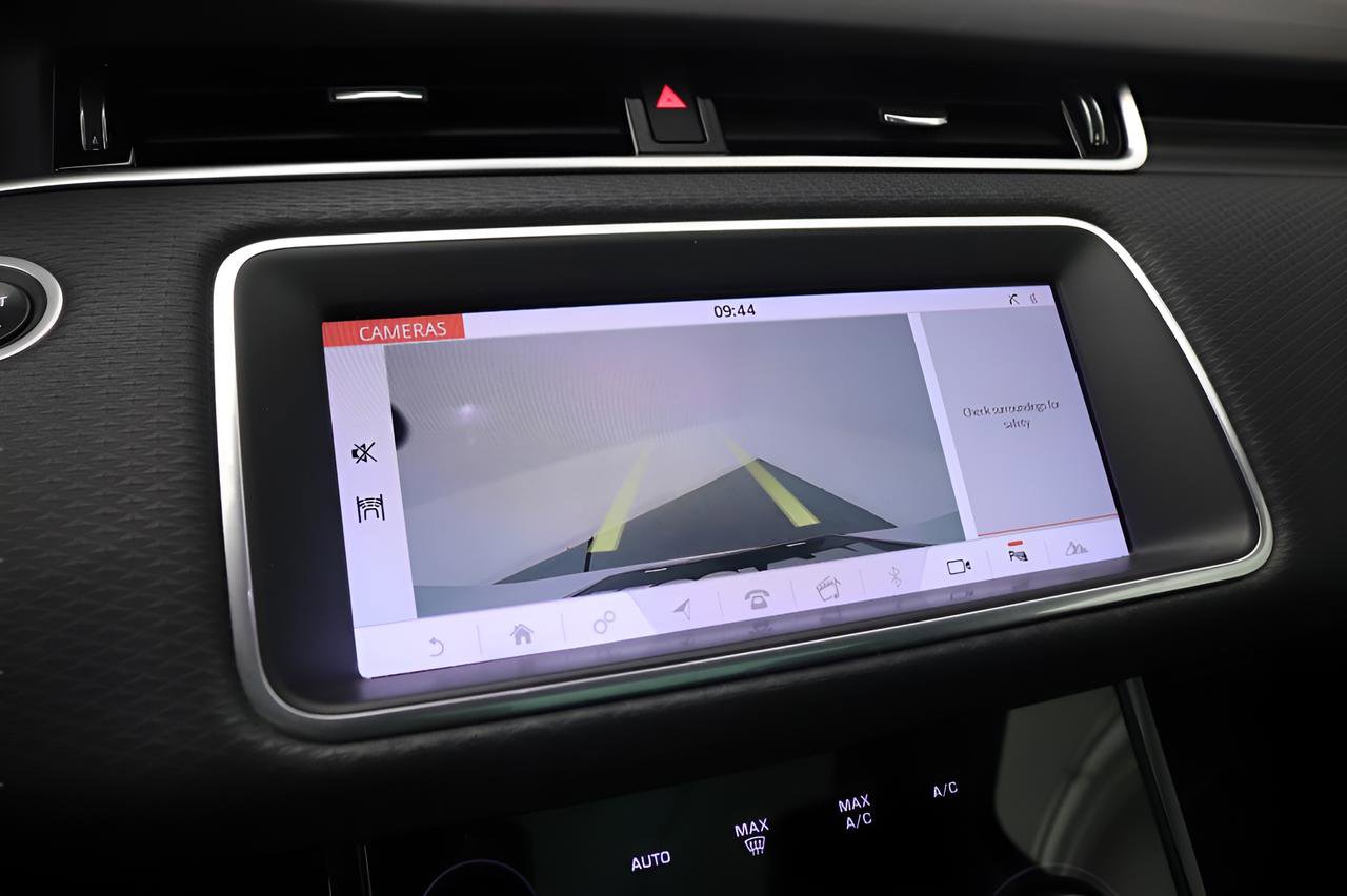 Used 2020 Land Rover Range Rover Evoque S image 13