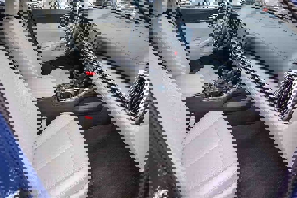 Certified 2024 Kia Sorento EX image 15