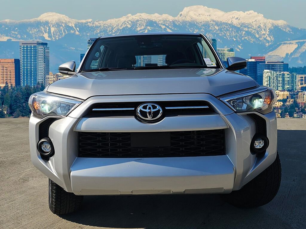 Used 2024 Toyota 4Runner SR5 image 2