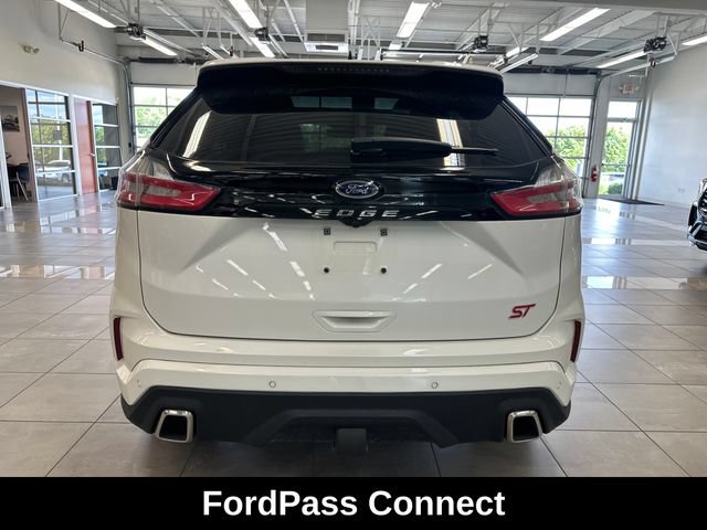 Used 2024 Ford Edge ST w/ Equipment Group 401A AWD/4WD image 11