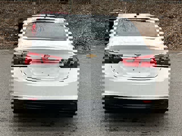 Used 2017 Chevrolet Malibu LS image 4