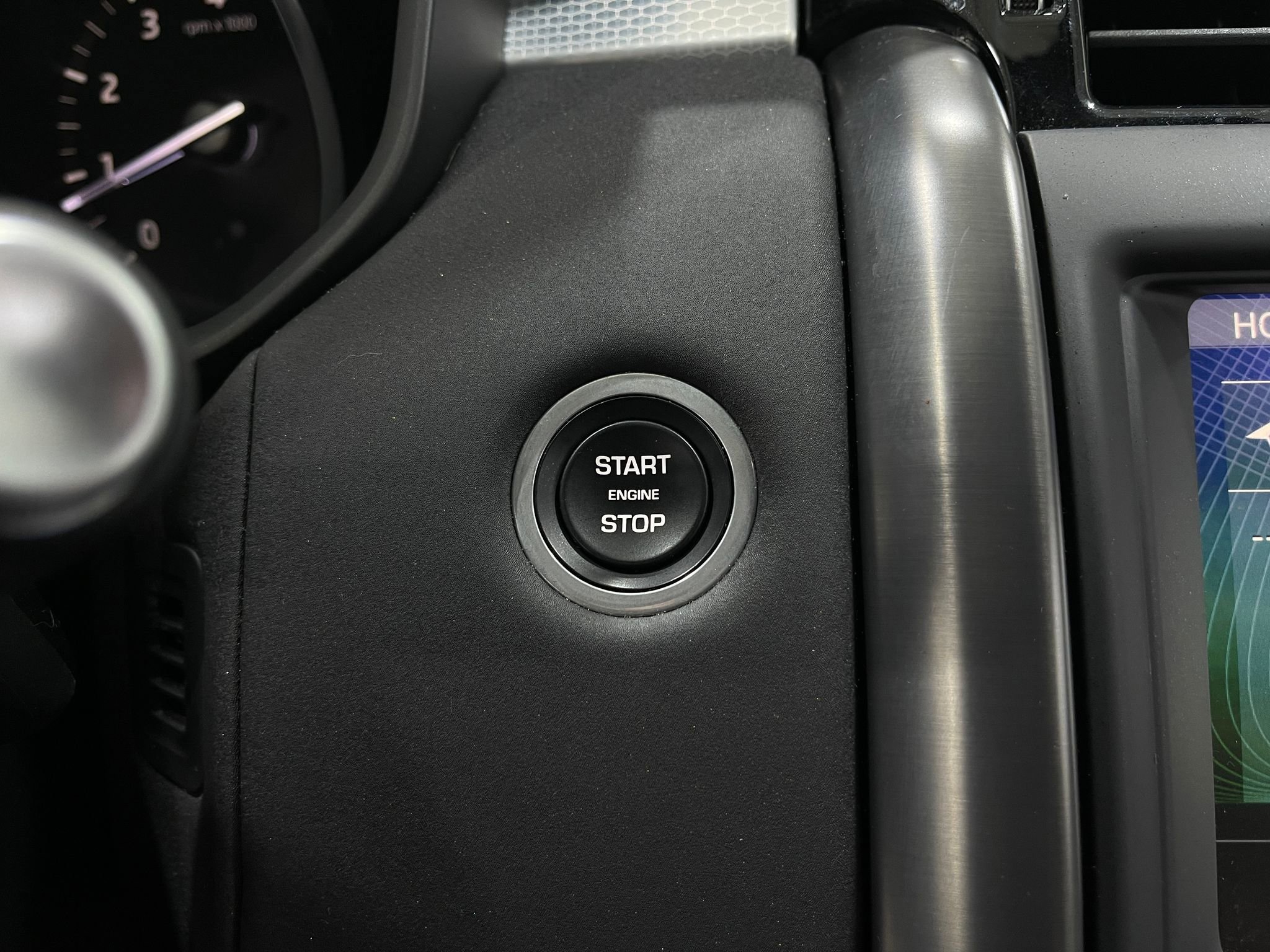Used 2020 Land Rover Discovery Landmark AWD/4WD image 20