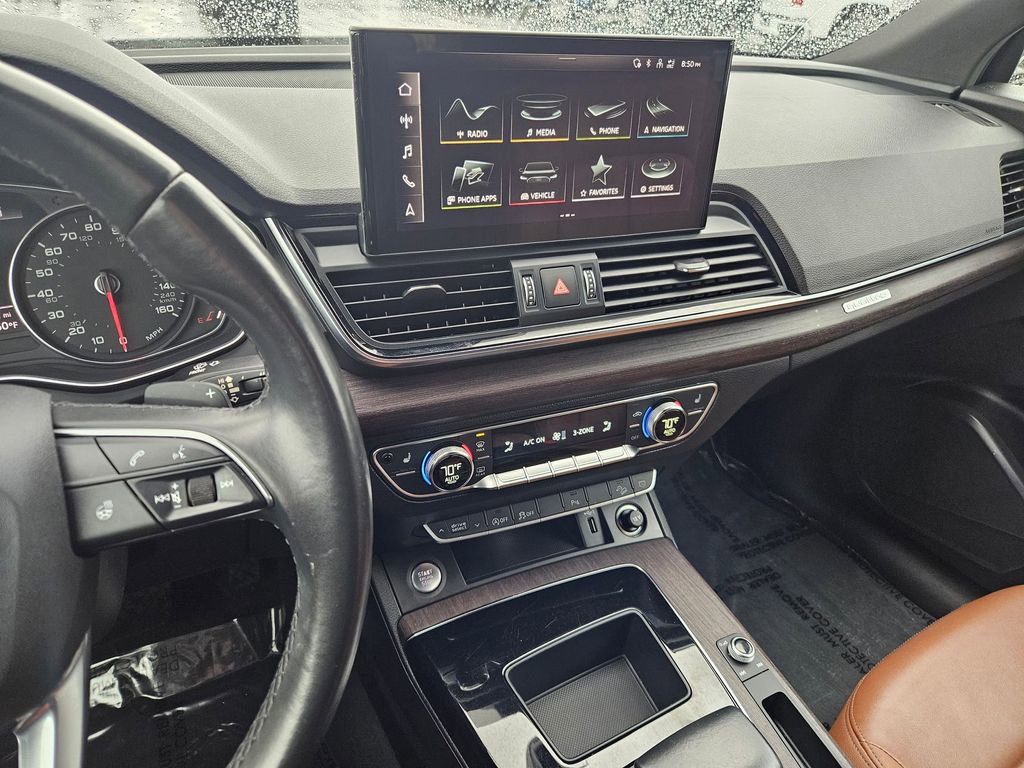 Used 2021 Audi Q5 2.0T Premium w/ Convenience Package image 19