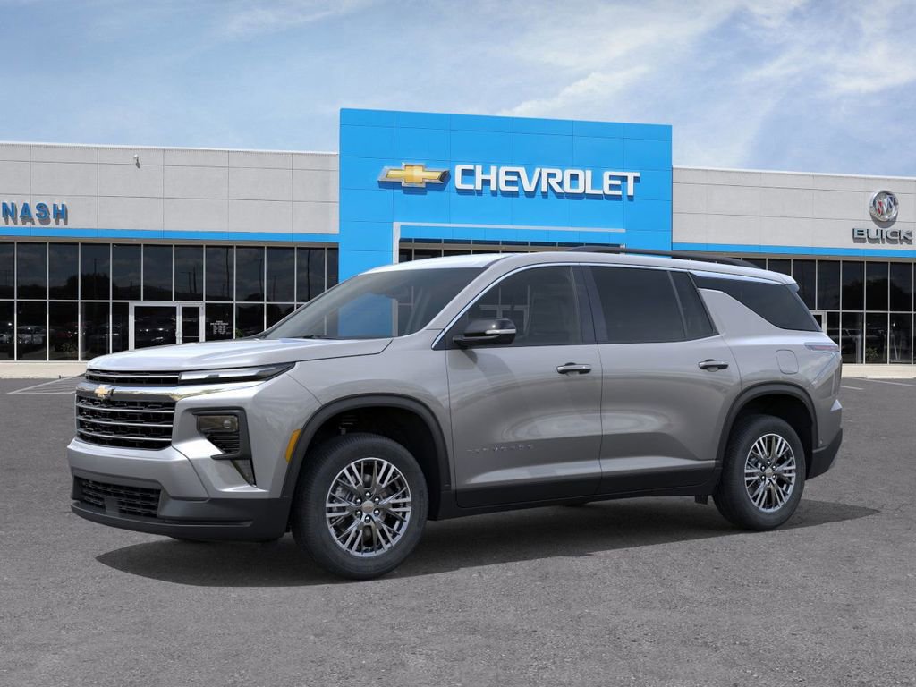 New 2026 Chevrolet Traverse LT w/ Driver Confidence Package FWD image 2