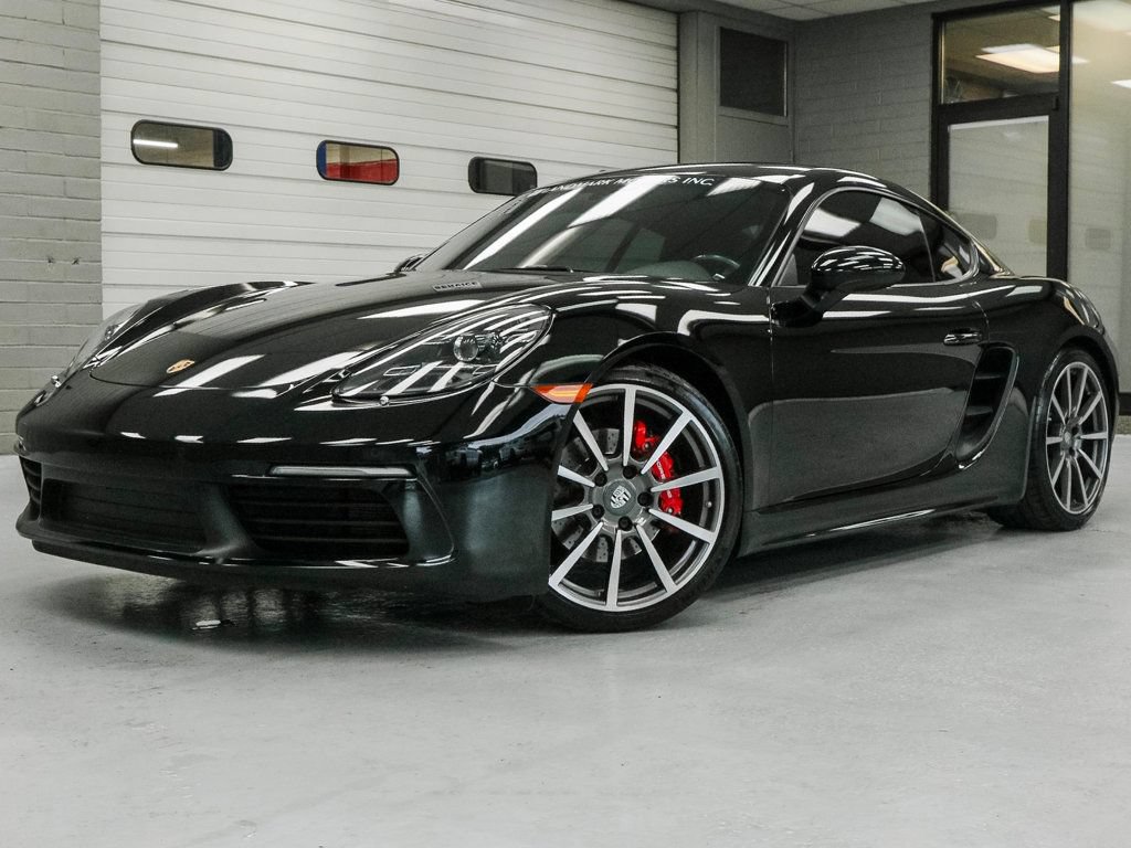 Used 2021 Porsche 718 Cayman S RWD image 2