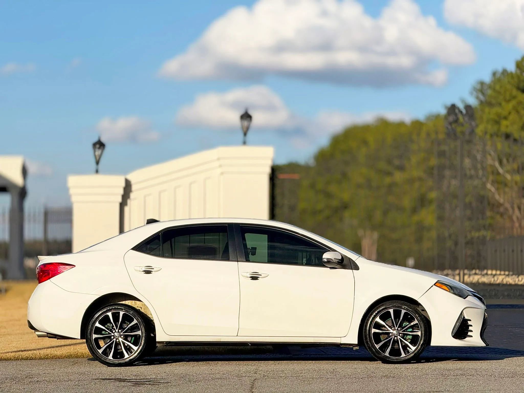 Used 2018 Toyota Corolla SE image 6