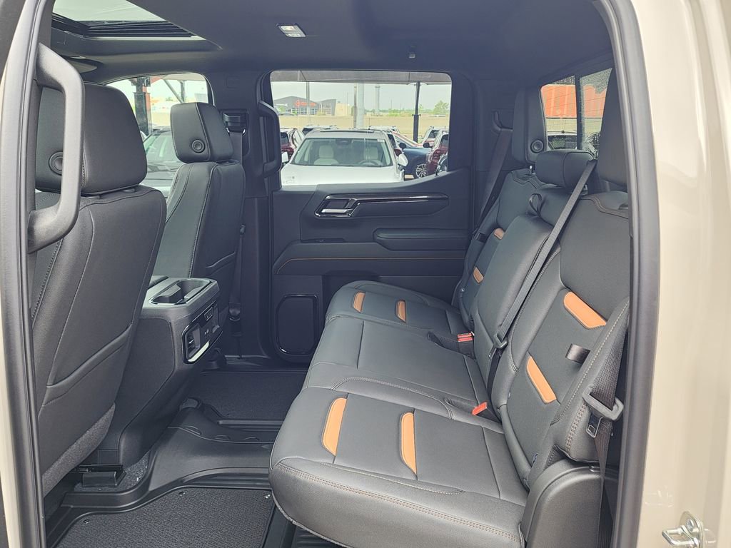 New 2026 GMC Sierra 1500 AT4 w/ AT4 Premium Package AWD/4WD image 43