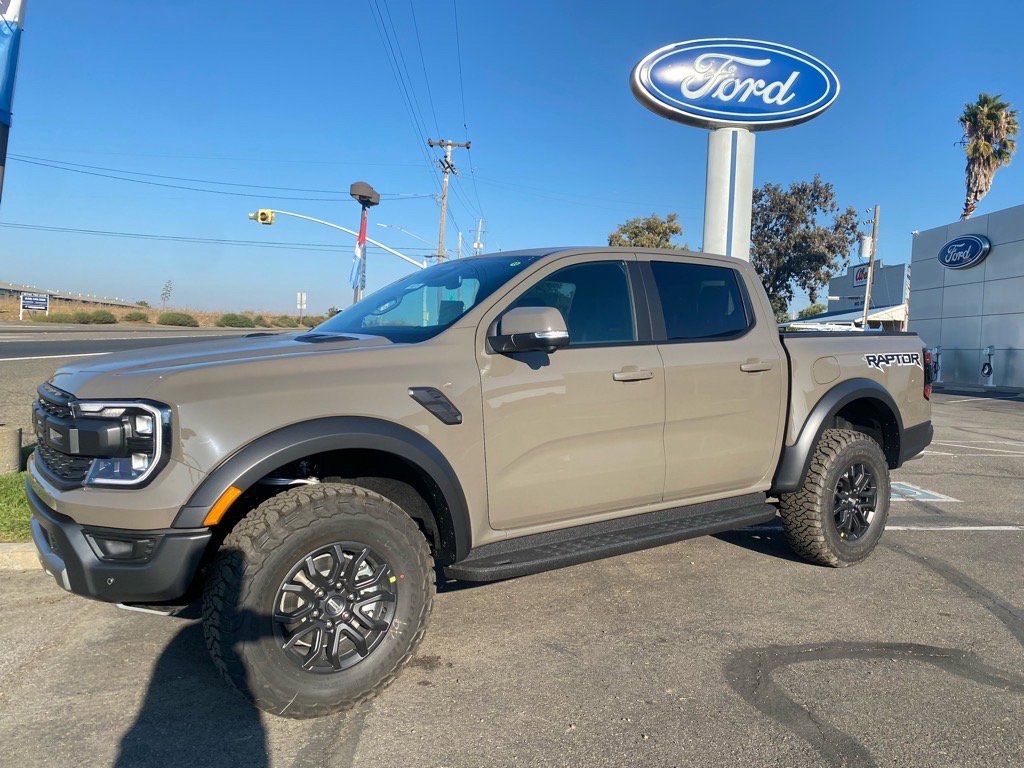 New 2025 Ford Ranger Raptor image 2