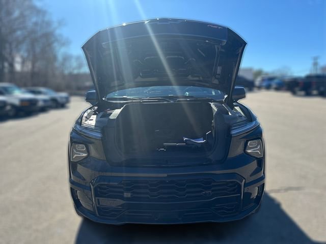 Certified 2025 Chevrolet Silverado EV RST AWD/4WD image 11