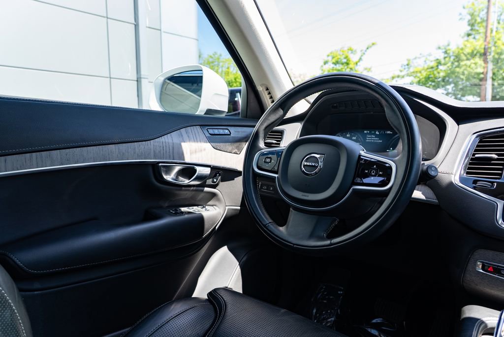 Used 2021 Volvo XC90 T8 Inscription w/ Advanced Package AWD/4WD image 12