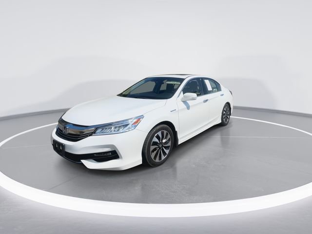 Used 2017 Honda Accord Touring image 4
