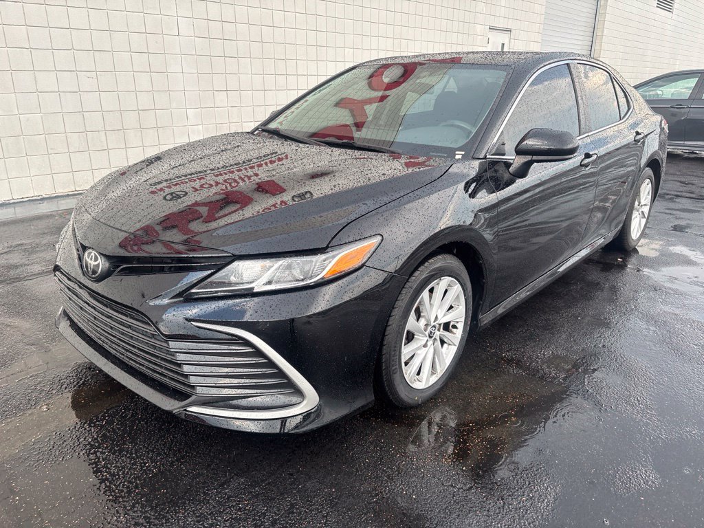 Used 2022 Toyota Camry LE