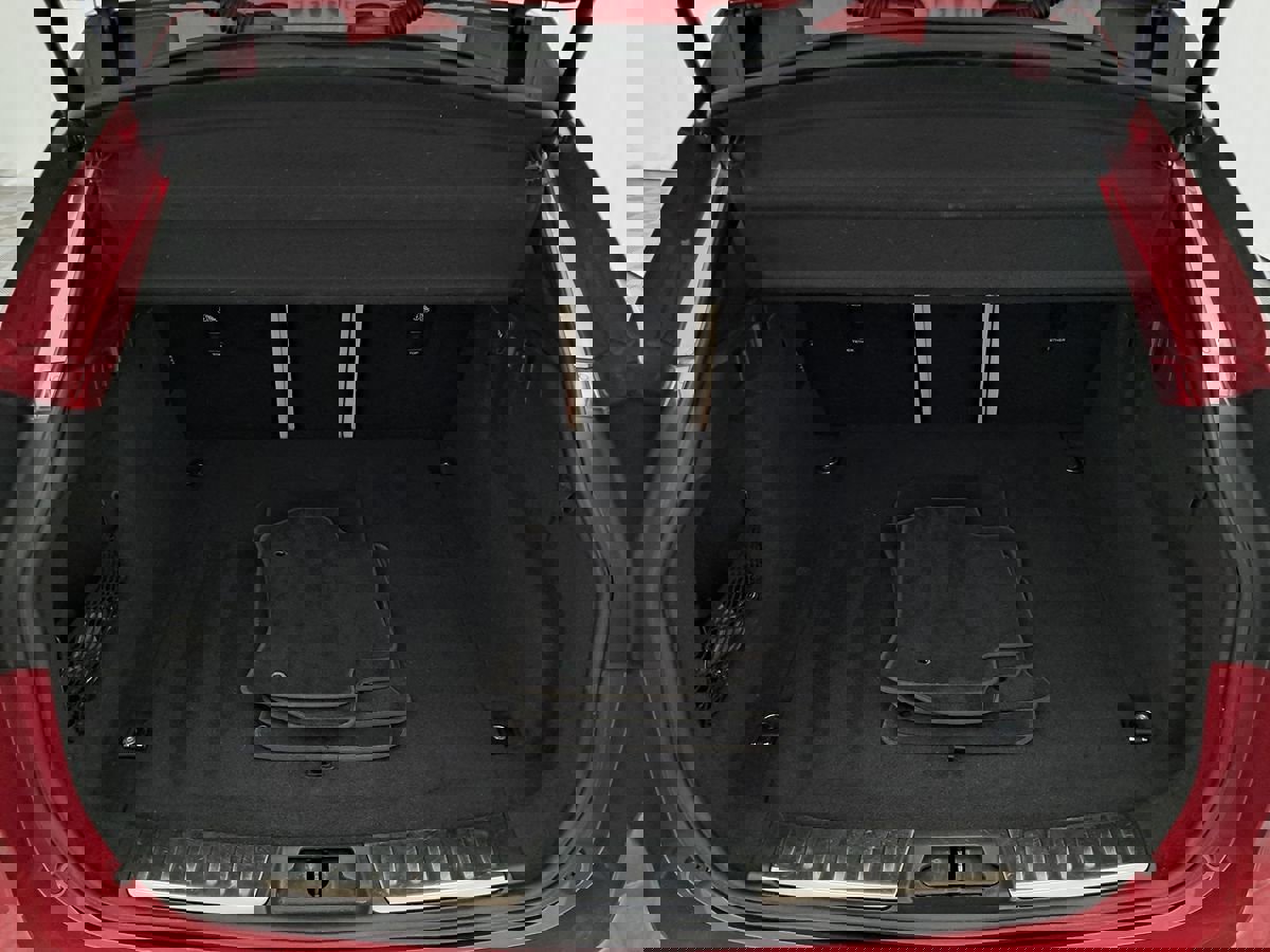 Used 2021 Jaguar F-PACE S image 52