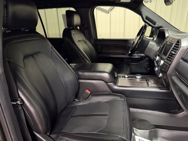 Used 2018 Ford Expedition Limited AWD/4WD image 35