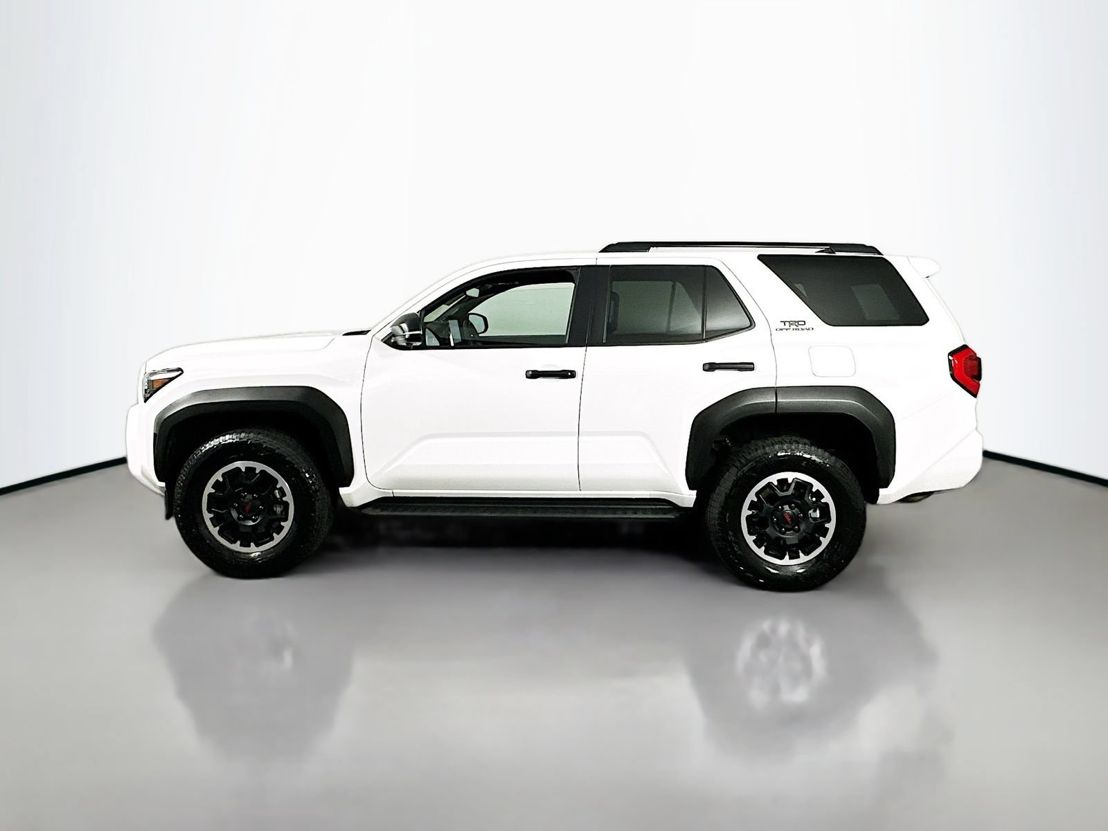 Certified 2025 Toyota 4Runner TRD Sport Premium AWD/4WD image 4