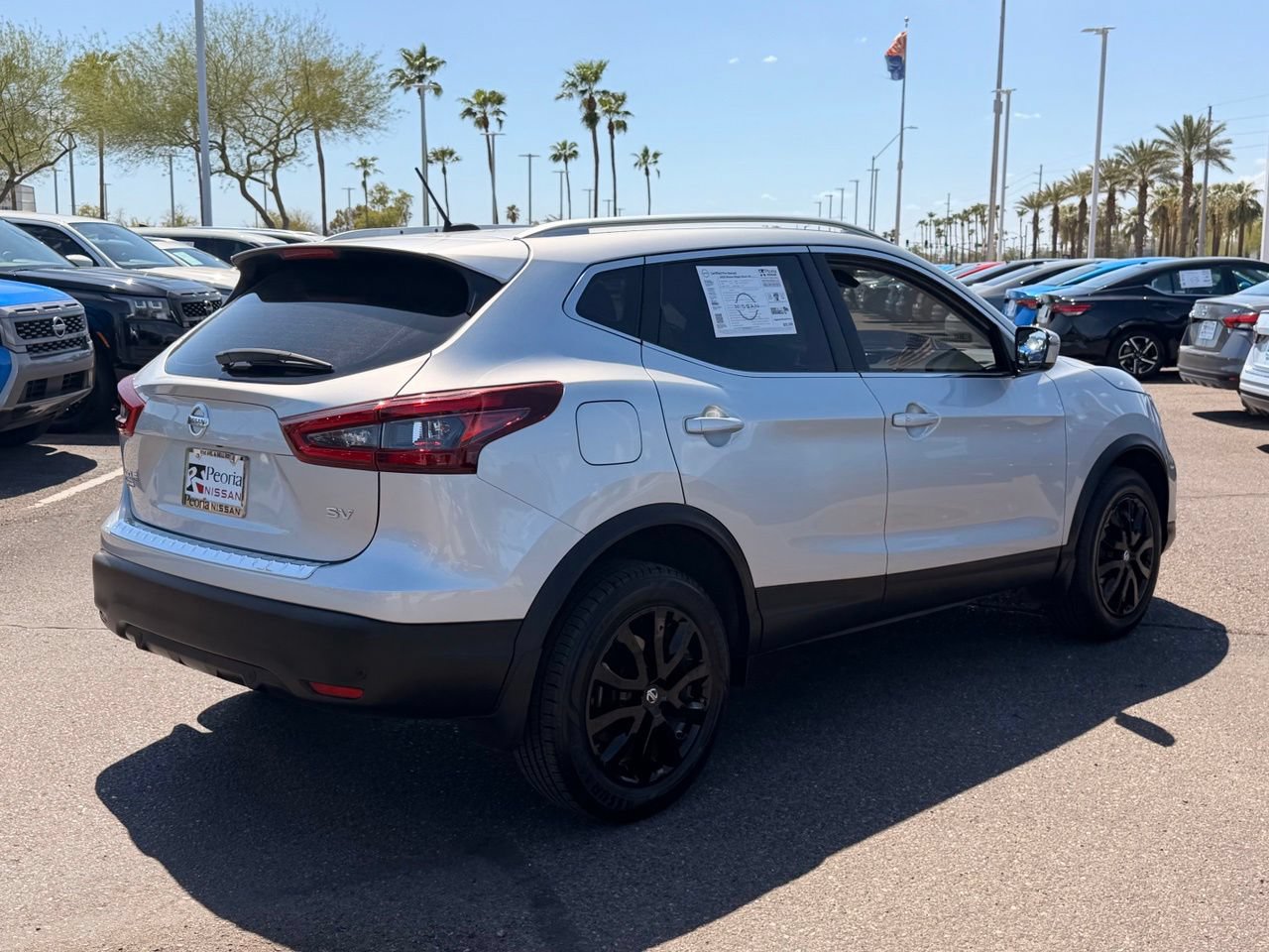 Certified 2022 Nissan Rogue Sport SV FWD image 6