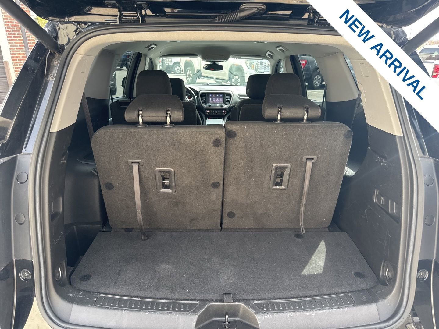Used 2023 GMC Acadia AT4 w/ LPO, Floor Liner Package image 15
