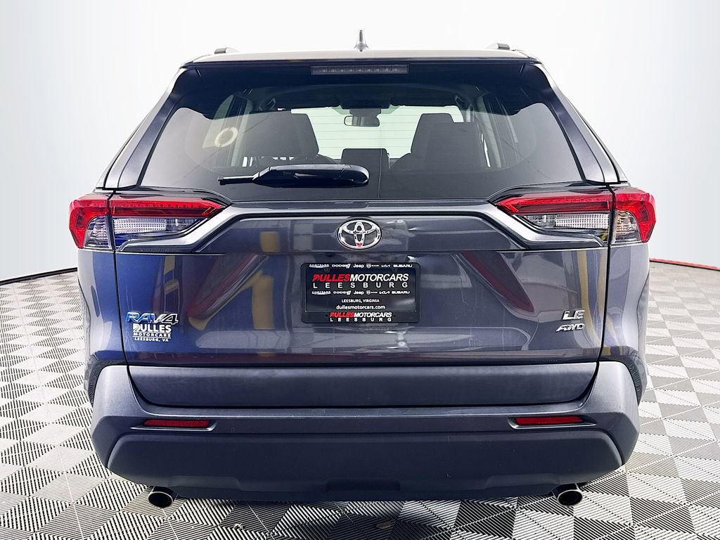 Used 2020 Toyota RAV4 LE w/ Carpet Mat Package image 6