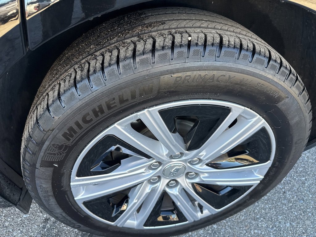 Used 2024 Cadillac Lyriq Tech w/ Driver Assist Package image 11