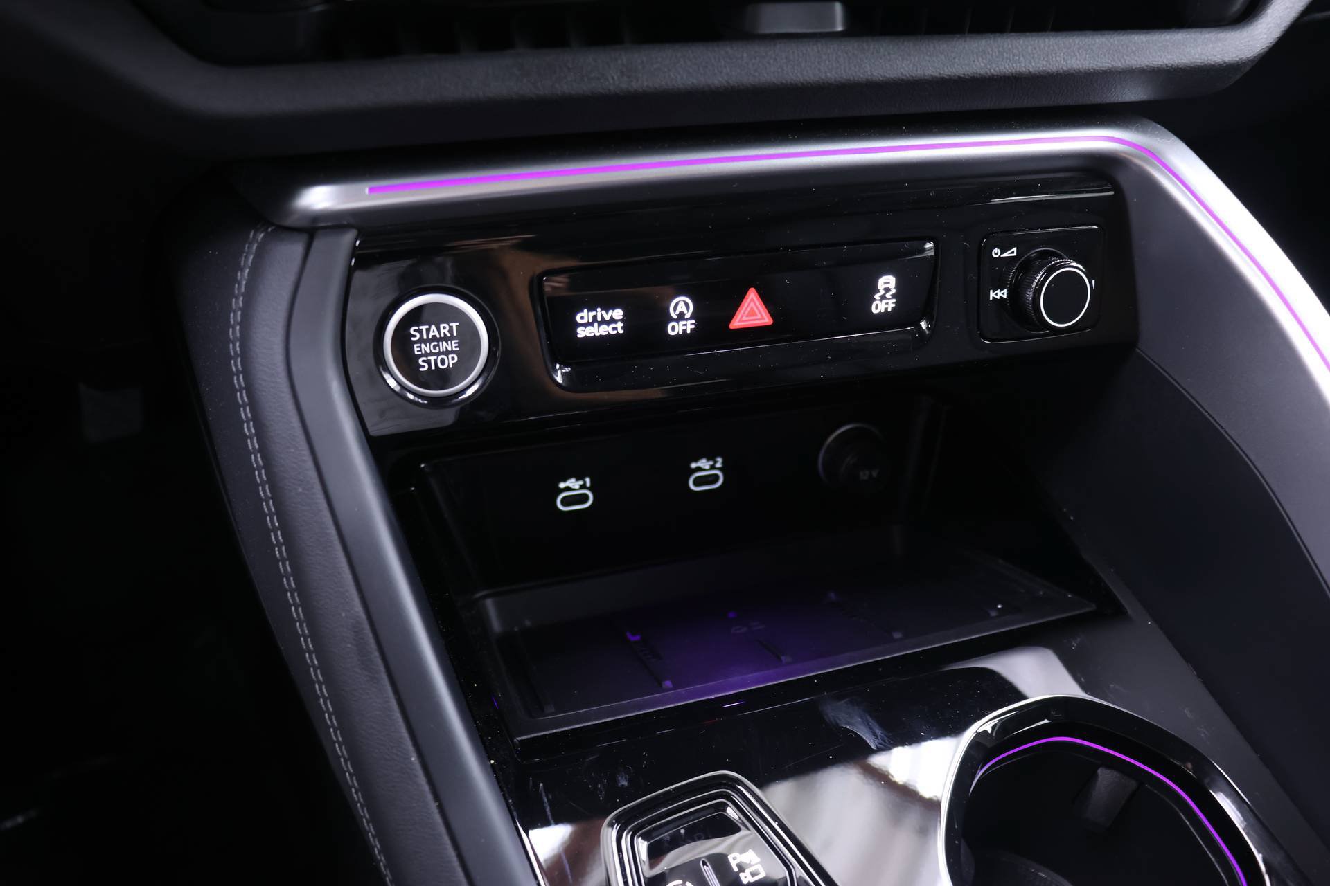Certified 2025 Audi Q5 Premium AWD/4WD image 9