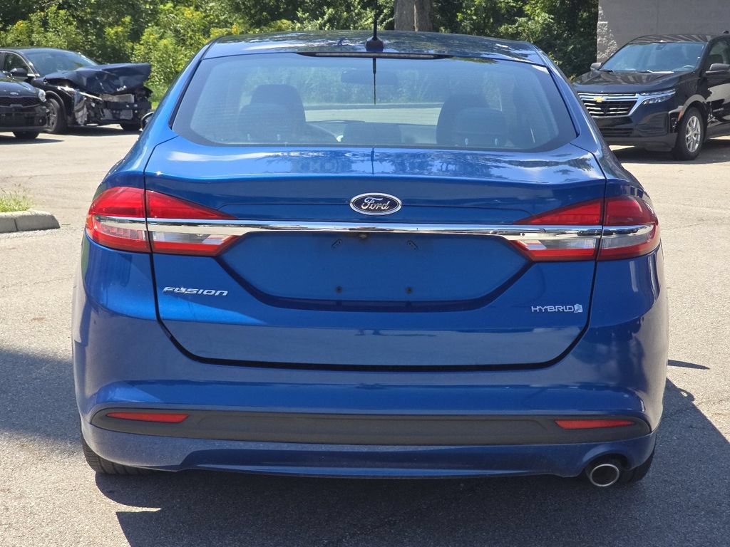 Used 2018 Ford Fusion S FWD image 12