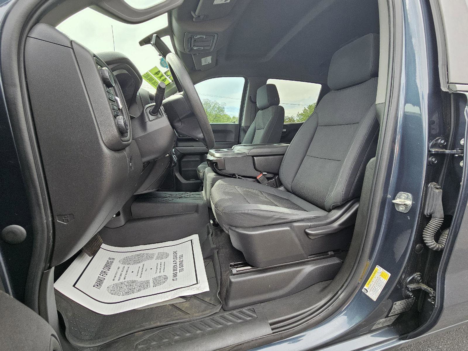 Used 2020 Chevrolet Silverado 1500 Custom Trail Boss w/ Custom Convenience Package image 6