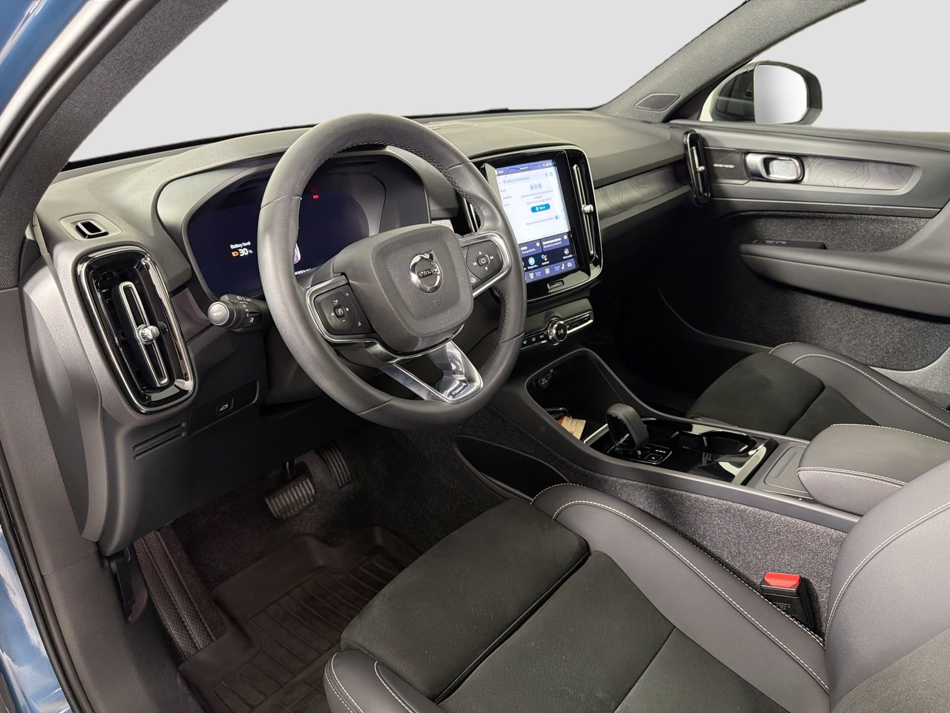 Certified 2023 Volvo C40 P8 Recharge Ultimate w/ Protection Package Premier AWD/4WD image 10