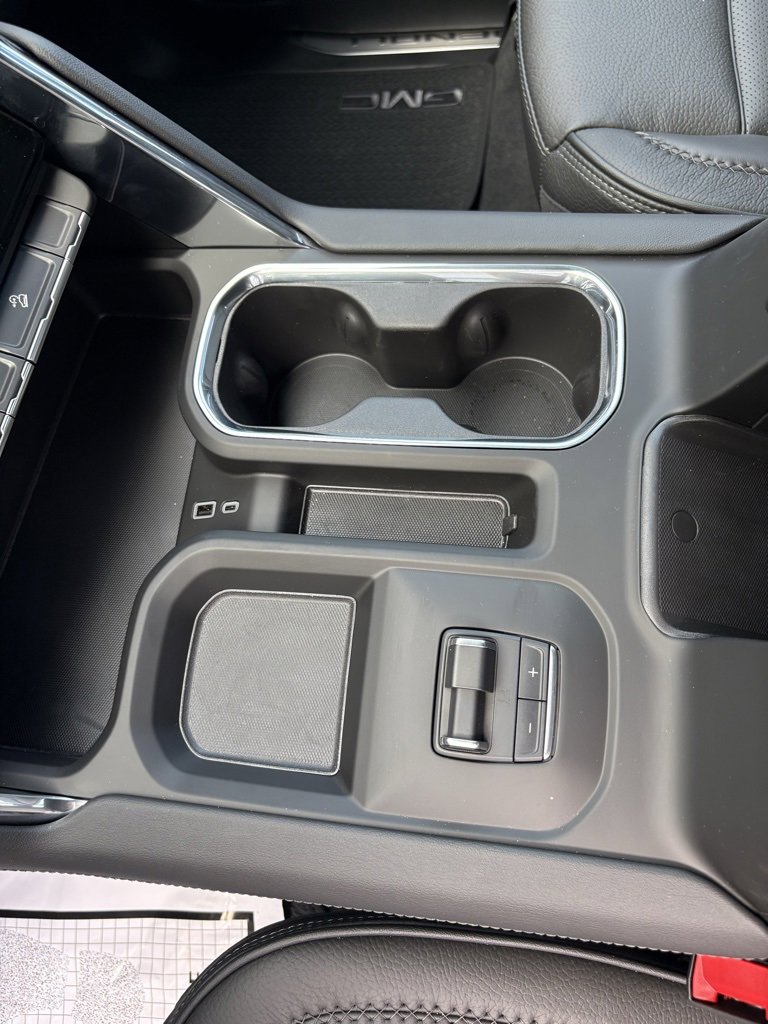 New 2025 GMC Sierra 2500 Denali w/ Max Trailering Package image 12