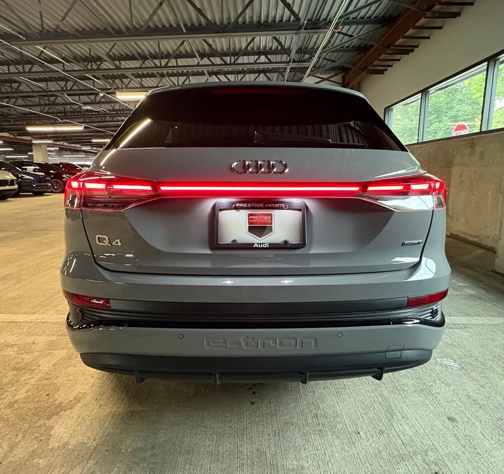 Used 2024 Audi Q4 e-tron Prestige w/ Black Optic Package AWD/4WD image 7