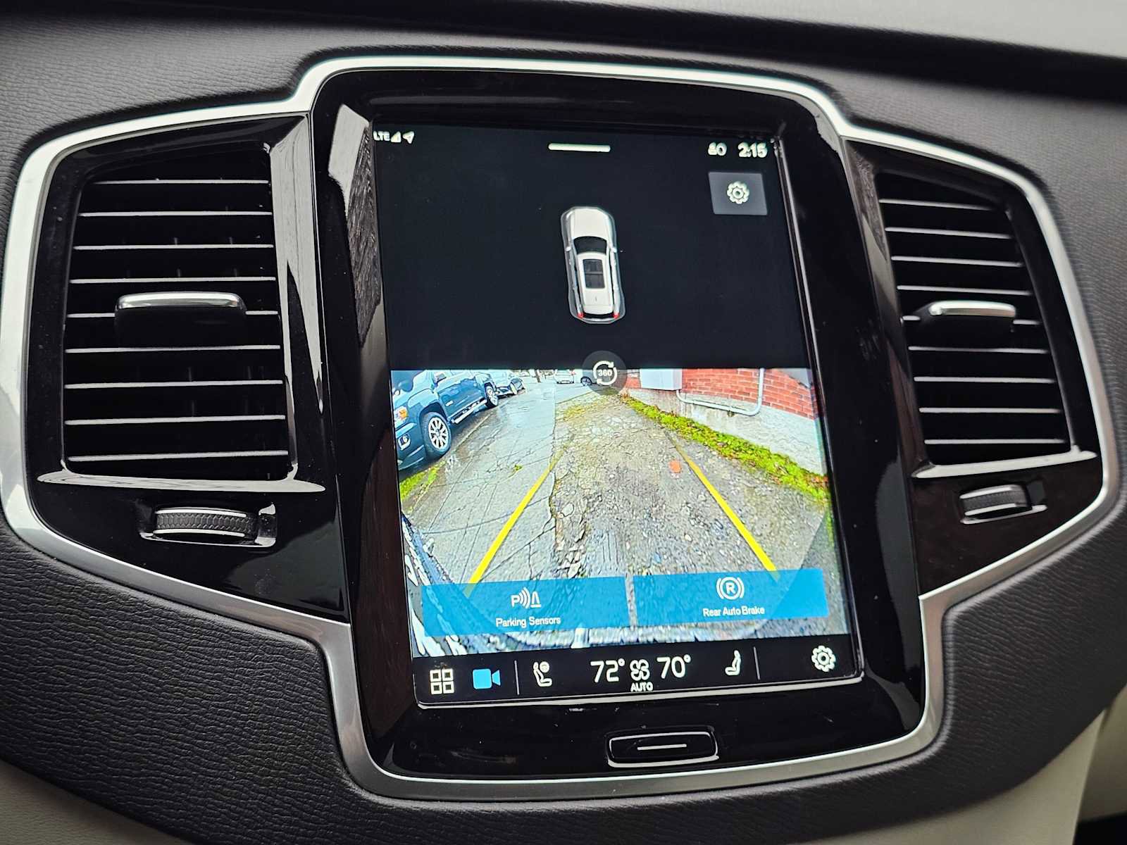 Used 2023 Volvo XC90 T8 Plus w/ Protection Package image 26