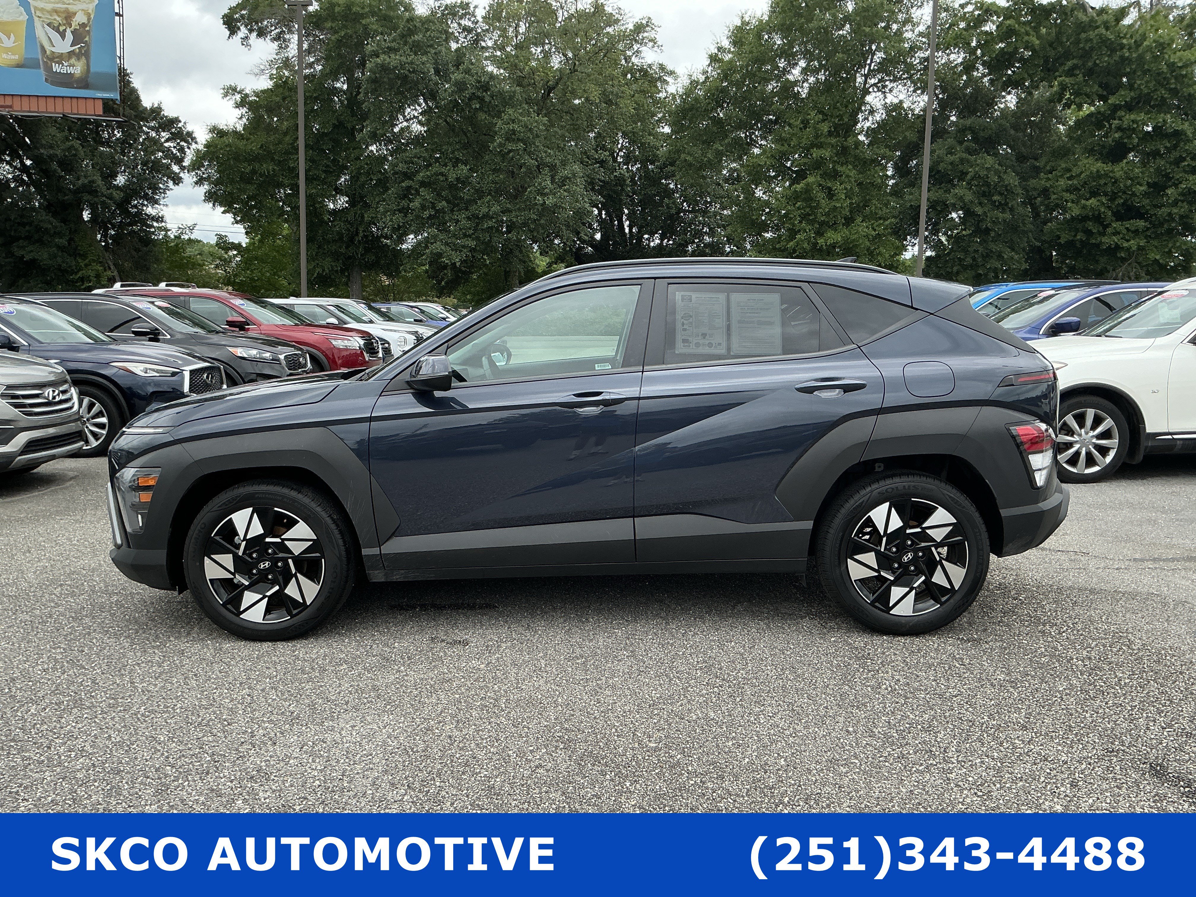 Used 2025 Hyundai Kona SEL FWD image 2