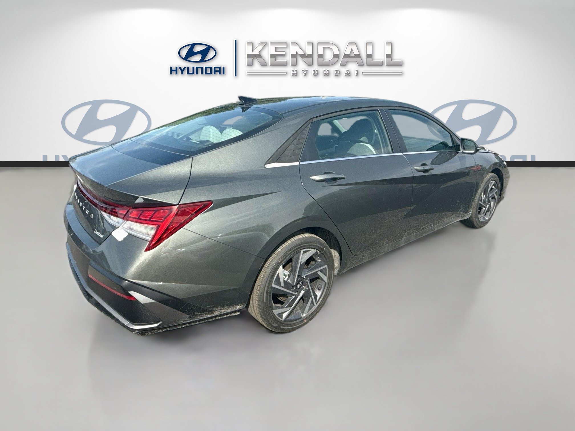 New 2026 Hyundai Elantra Limited FWD image 6