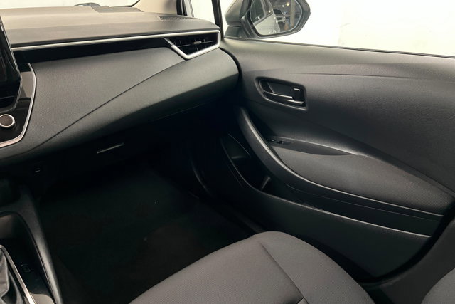 Used 2024 Toyota Corolla LE FWD image 10
