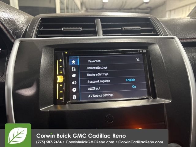 Used 2015 Toyota Camry SE w/ Moonroof Package FWD image 24
