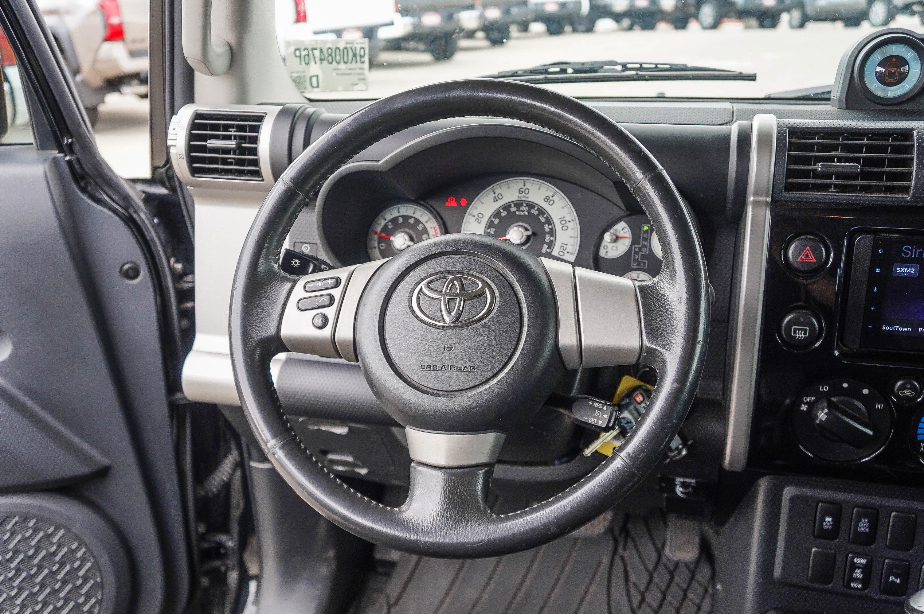 Used 2009 Toyota FJ Cruiser 2WD w/ Upgrade Pkg 2 image 13