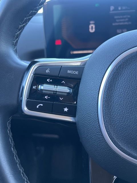 Used 2024 Kia Sorento S image 13