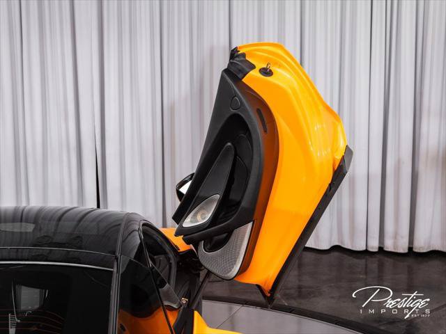 Used 2025 McLaren GTS RWD image 34