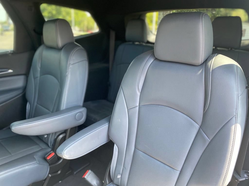 Used 2024 Buick Enclave Premium FWD image 28