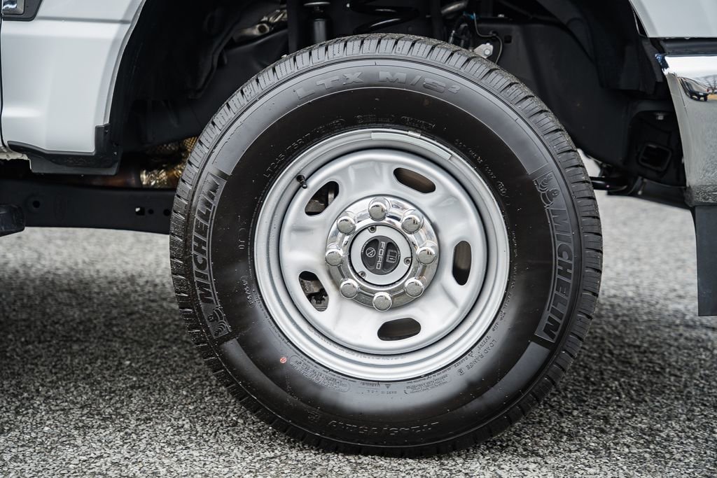 Used 2024 Ford F250 XL w/ Snow Plow Prep Package image 18