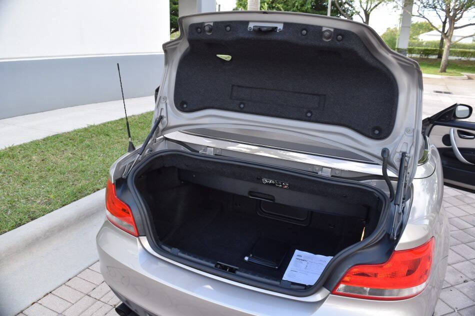 Used 2013 BMW 135is Convertible image 77