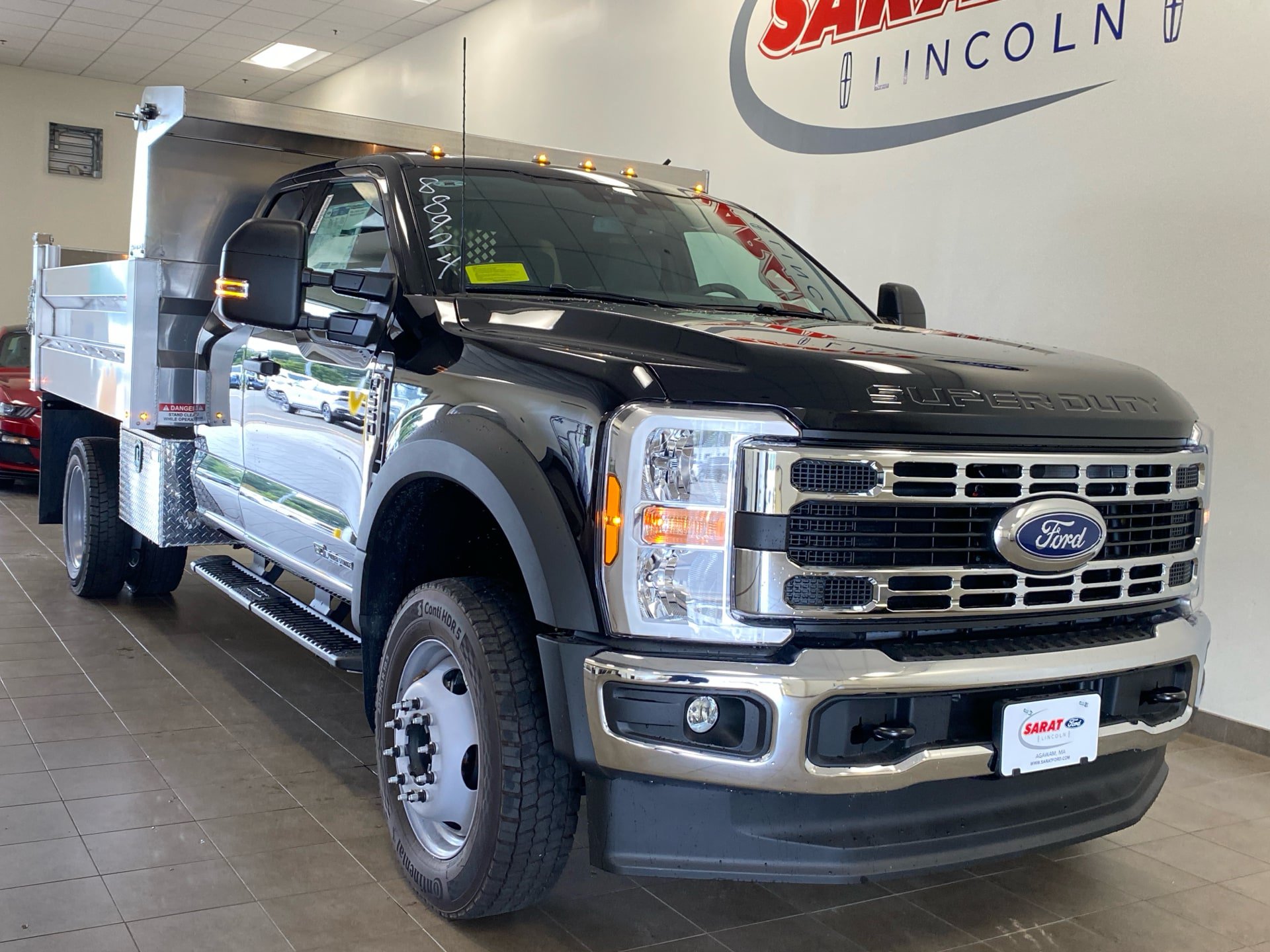New 2026 Ford F550 4x4 Supercab Super Duty w/ XLT Value Package image 2