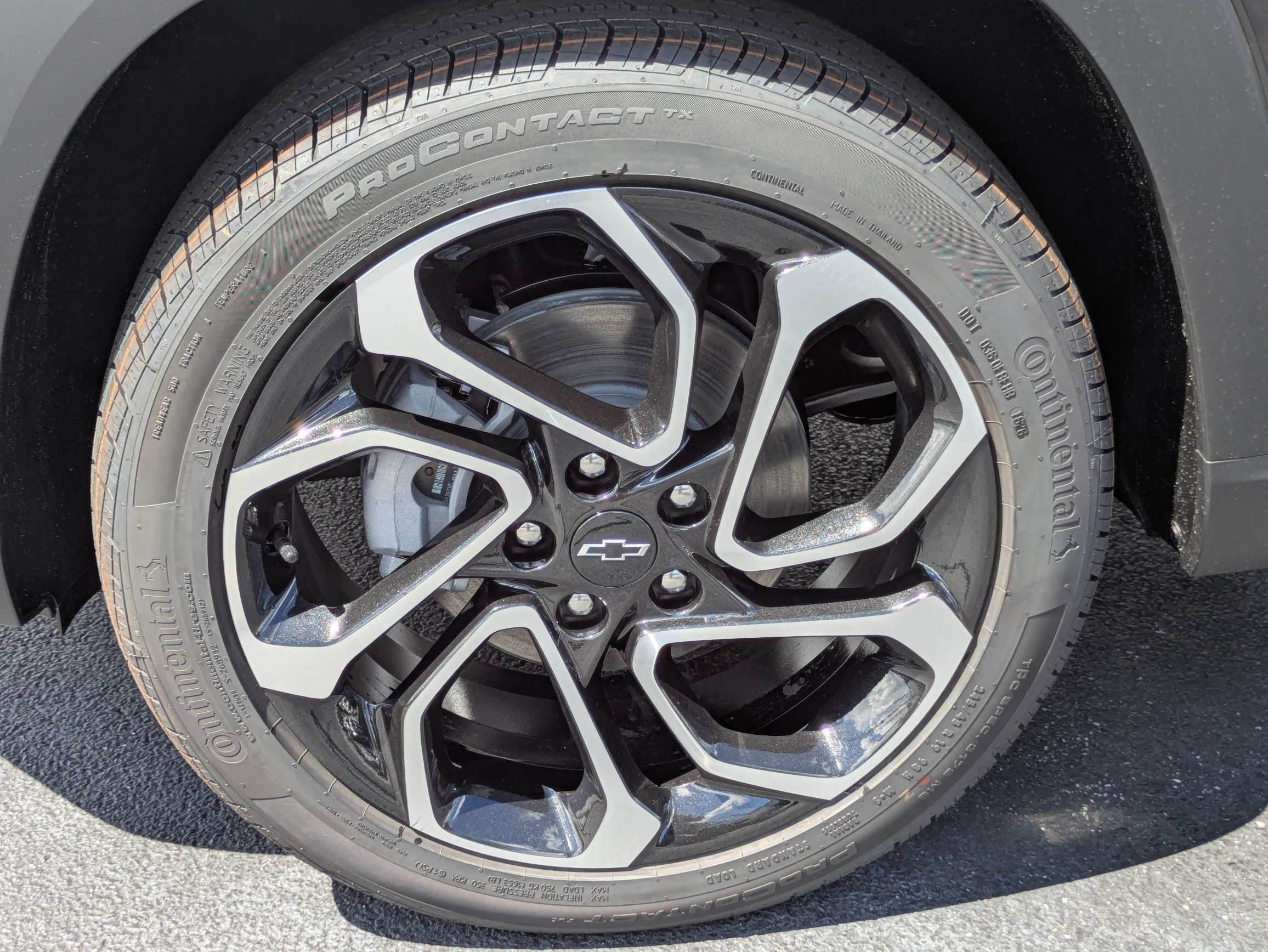 New 2026 Chevrolet Trax RS w/ Driver Confidence Package FWD image 30