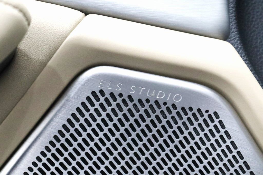 Certified 2025 Acura TLX w/ Technology Package image 12