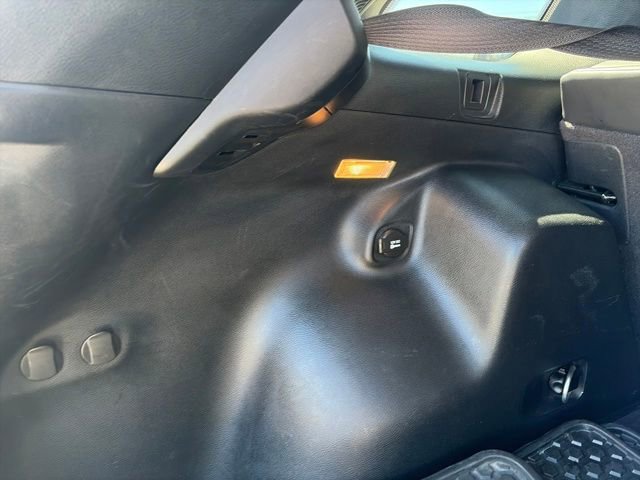 Used 2020 Jeep Cherokee Latitude Plus w/ Cold Weather Group FWD image 32