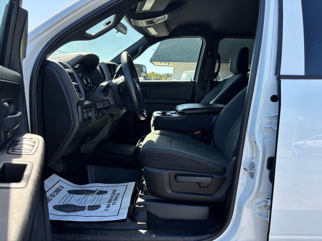 Used 2022 RAM 3500 Tradesman image 17